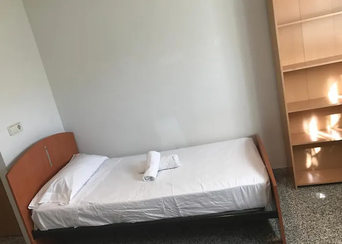 Residencia Universitaria Atilano Coco * Σαλαμάνκα